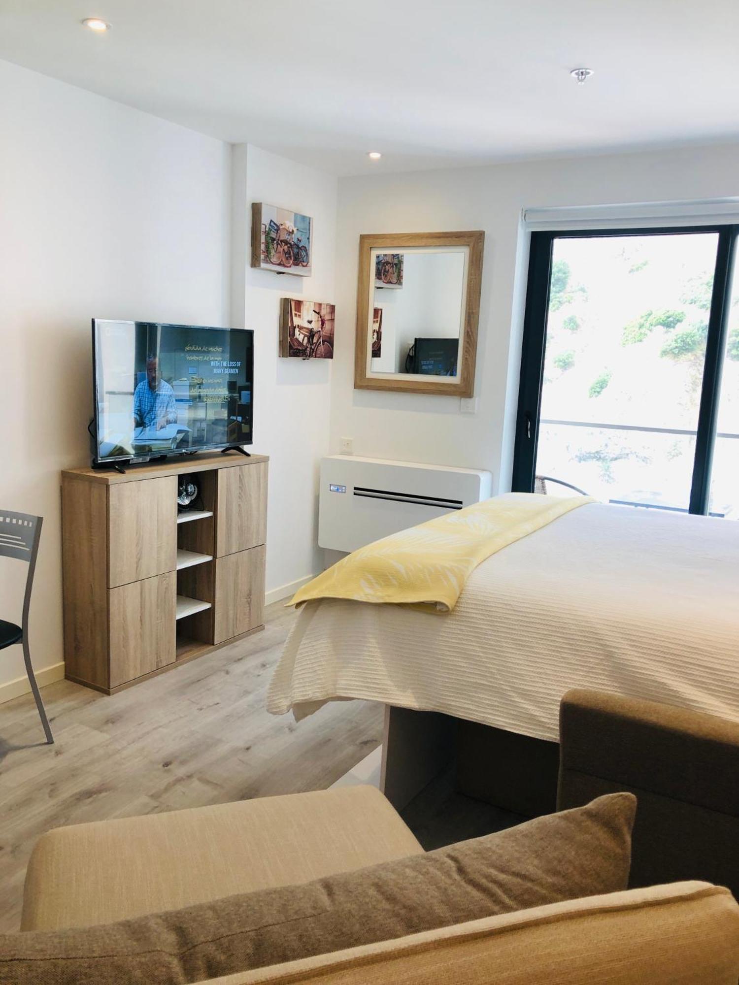 Cp High Floor Luxury Studio Sleeps 3 Gibraltar Exterior foto